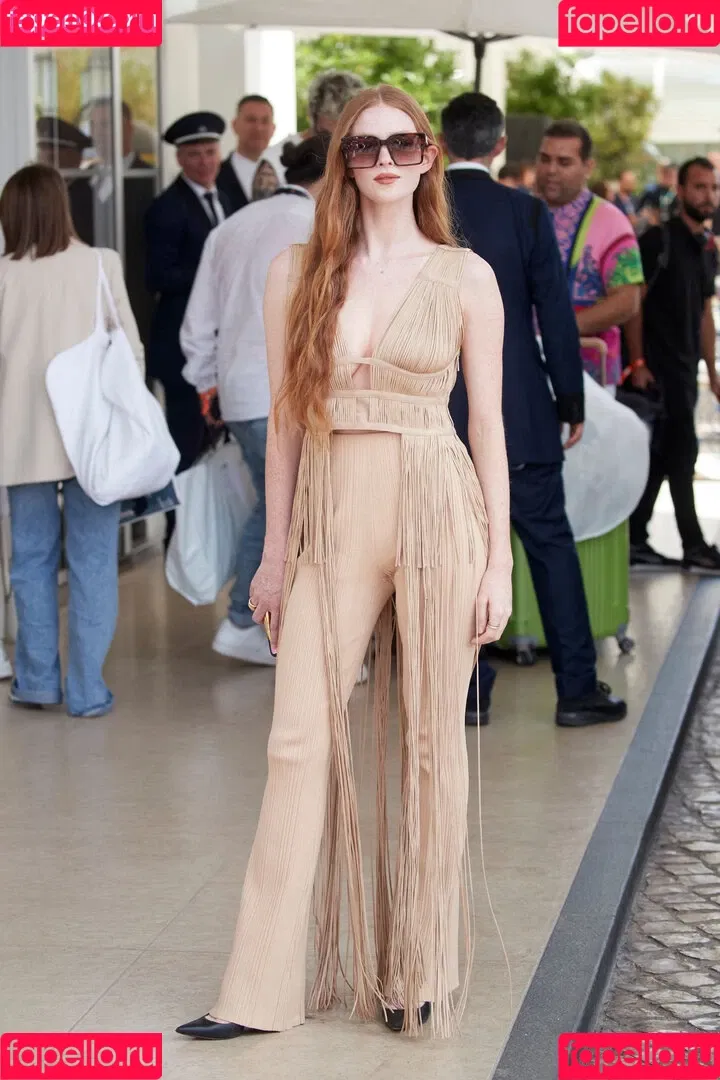 Larsen Thompson Onlyfans Photo Gallery 