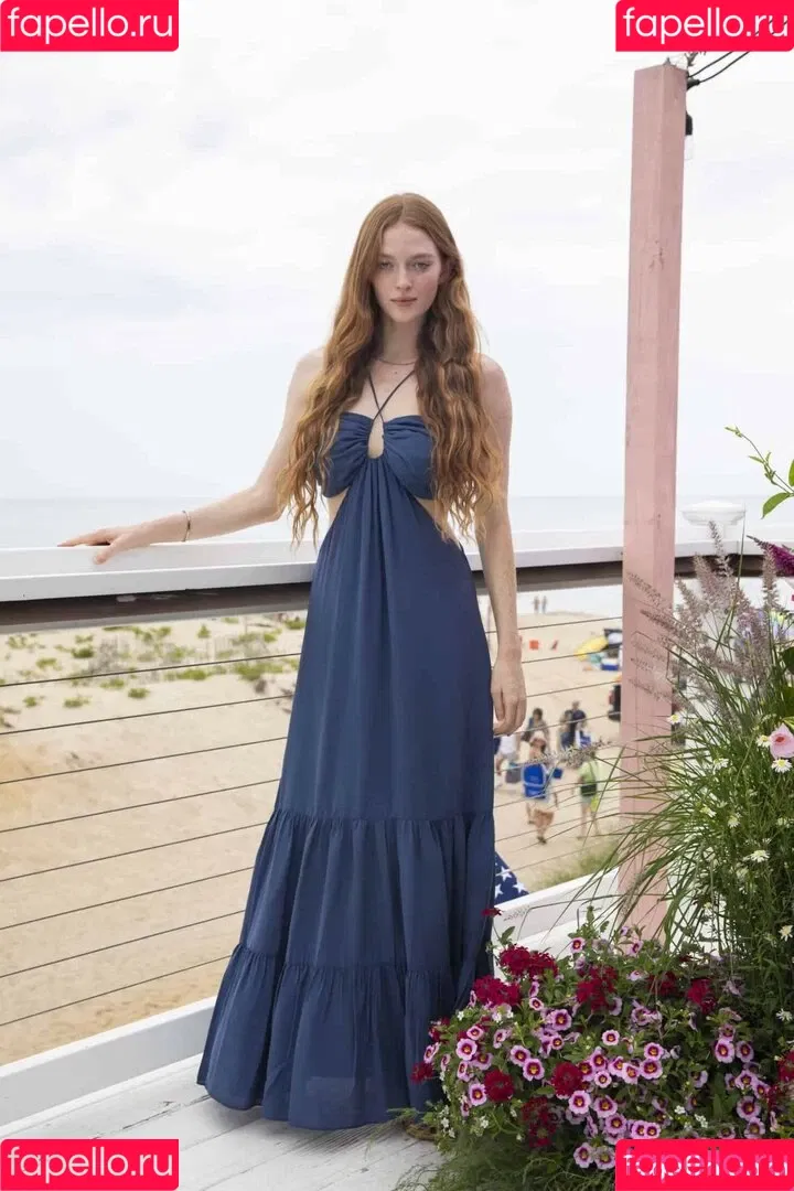 Larsen Thompson Onlyfans Photo Gallery 