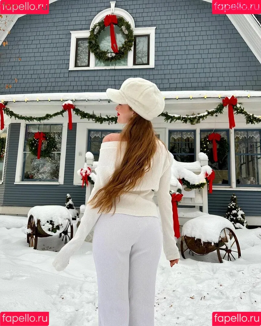 Larsen Thompson Onlyfans Photo Gallery 