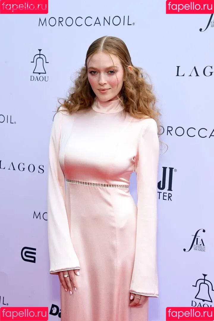 Larsen Thompson Onlyfans Photo Gallery 