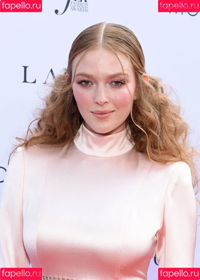 Larsen Thompson Onlyfans Photo Gallery 