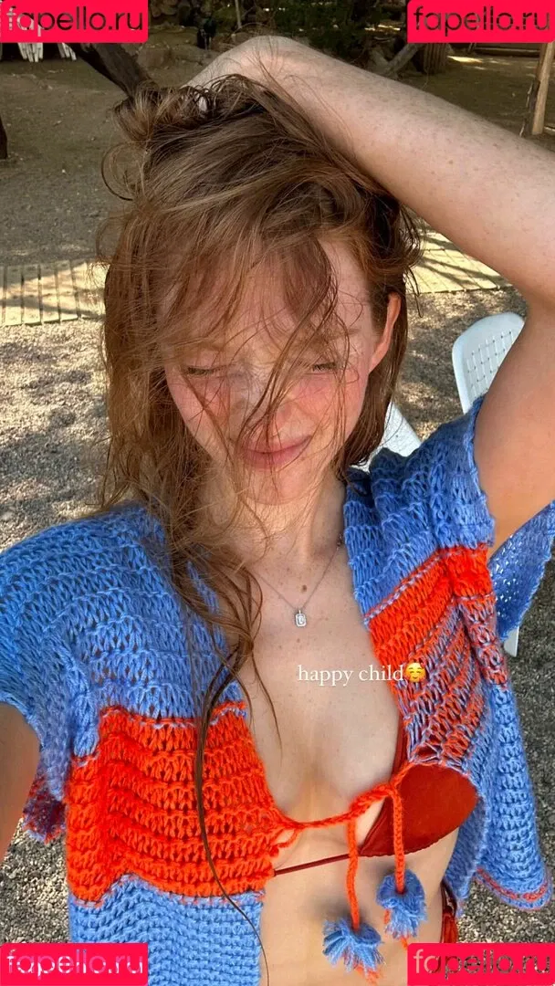 Larsen Thompson Onlyfans Photo Gallery 