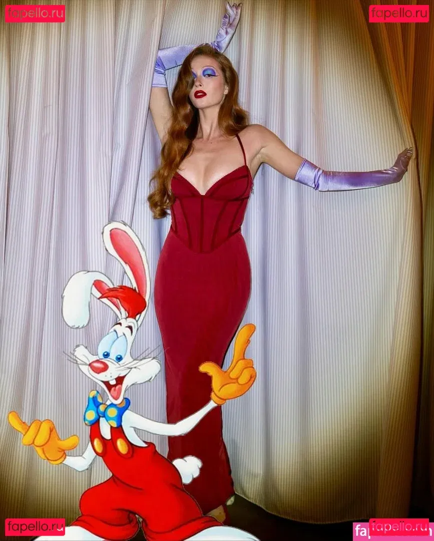 Larsen Thompson Onlyfans Photo Gallery 