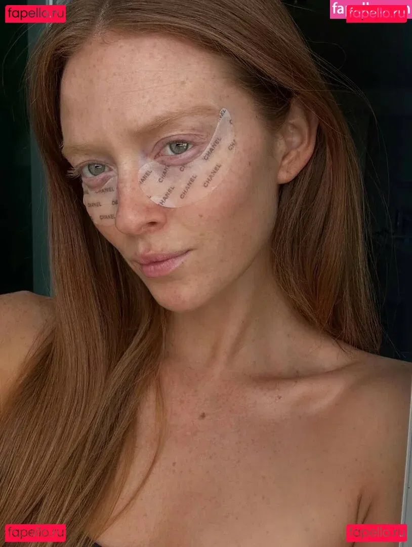 Larsen Thompson Onlyfans Photo Gallery 