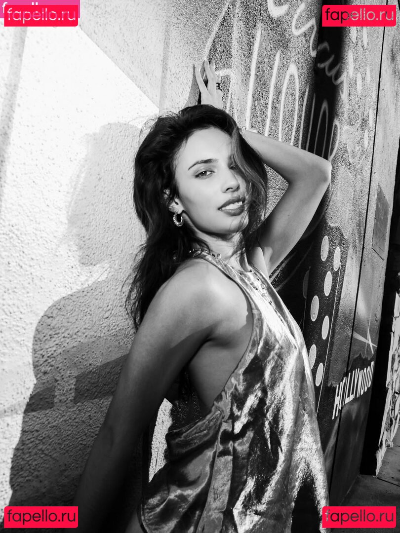 Kylie Cantrall Nude Onlyfans Photo 33