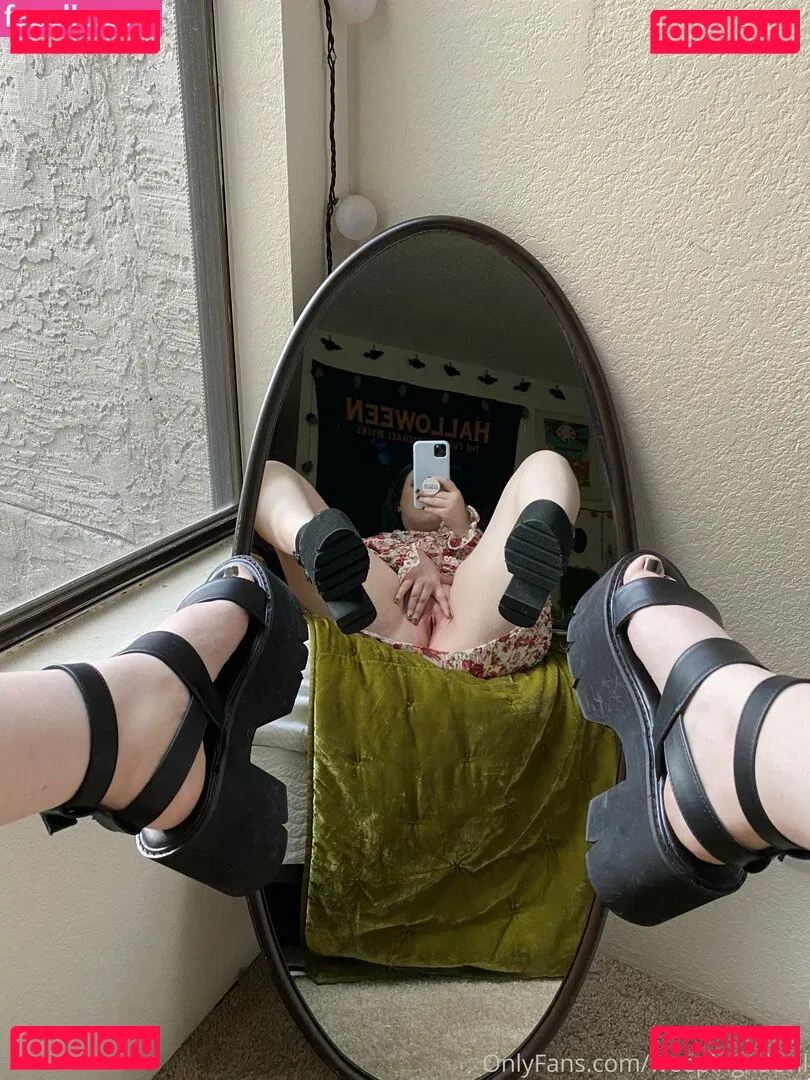 weepingxdevil Onlyfans Photo Gallery 