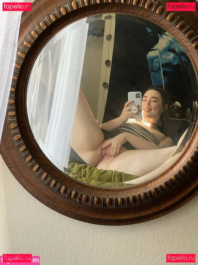 weepingxdevil Onlyfans Photo Gallery 