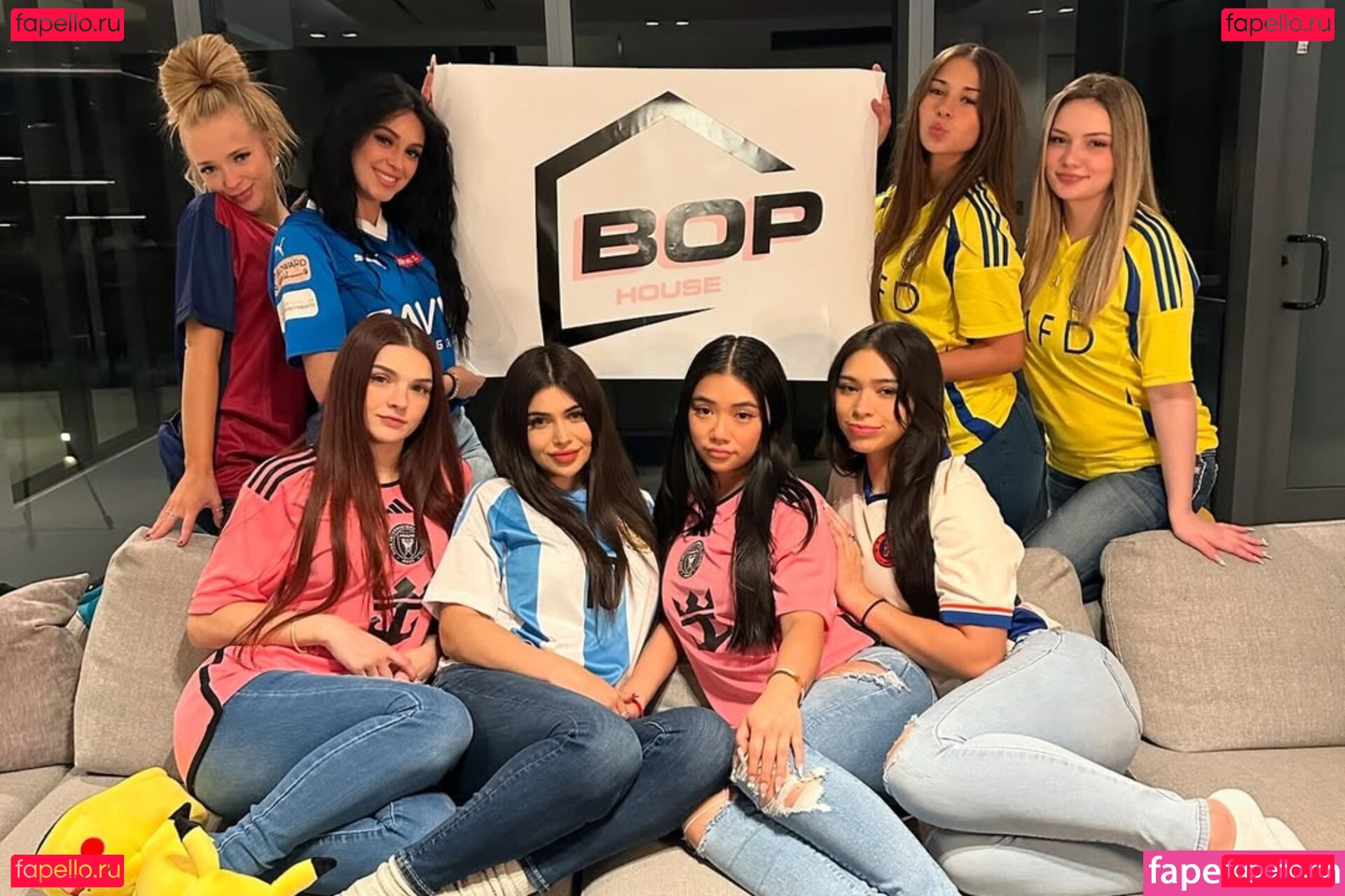 Bop House Nude Onlyfans Photo 11