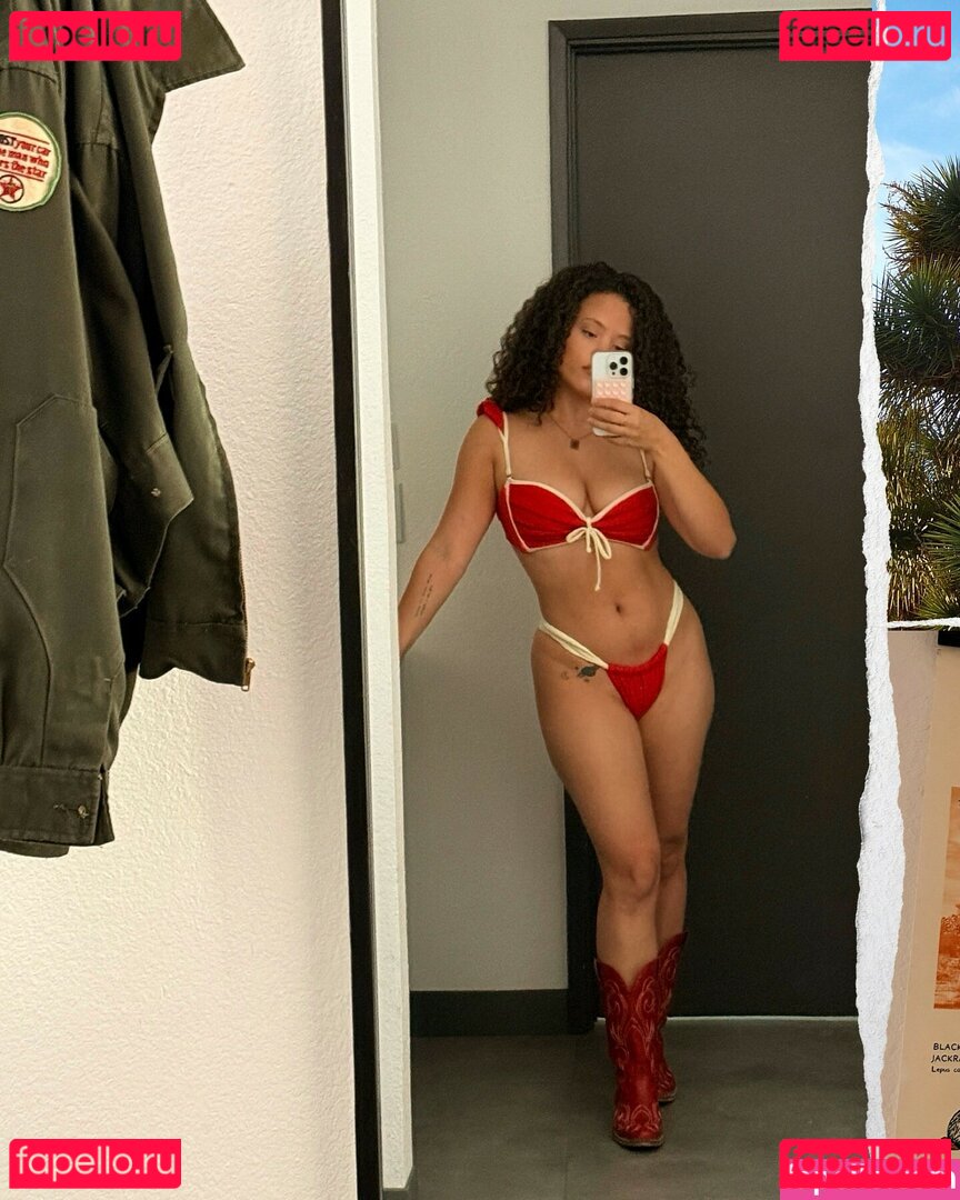 Sarah Jeffery Nude Onlyfans Photo 22