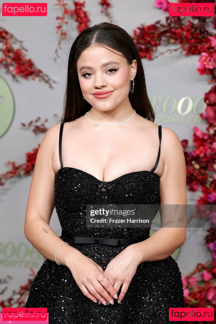 Sarah Jeffery Nude Onlyfans Photo 15
