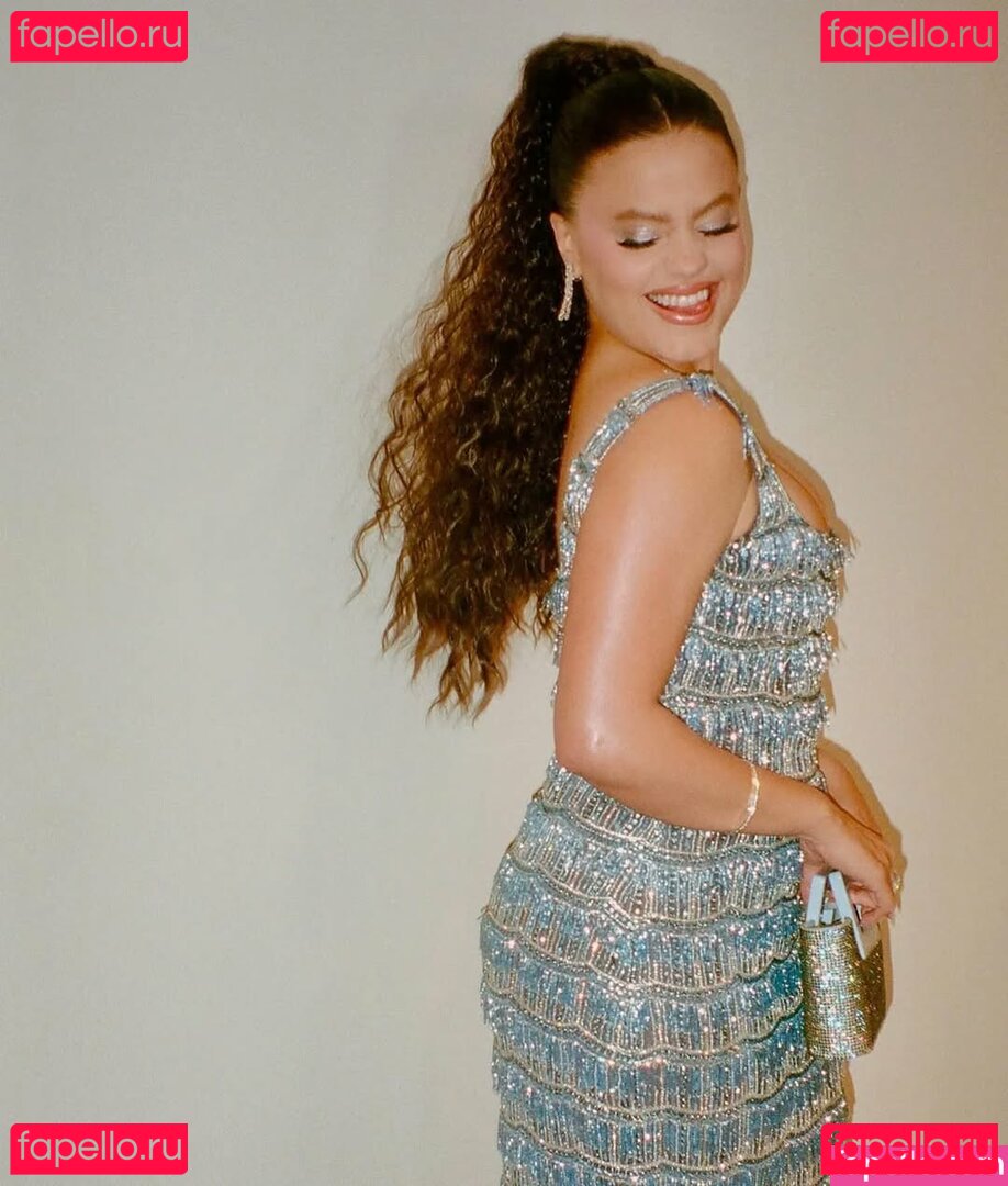 Sarah Jeffery Nude Onlyfans Photo 5
