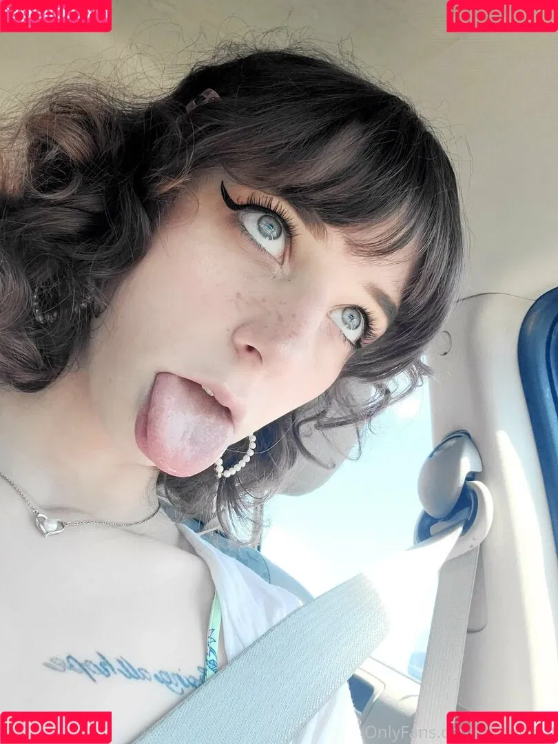 angeltwat Onlyfans Photo Gallery 