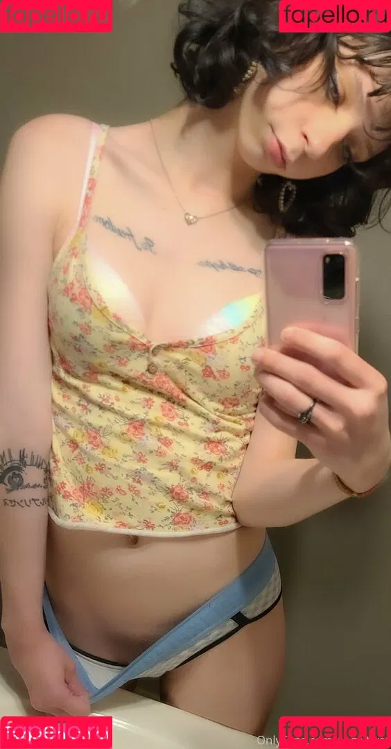 angeltwat Onlyfans Photo Gallery 