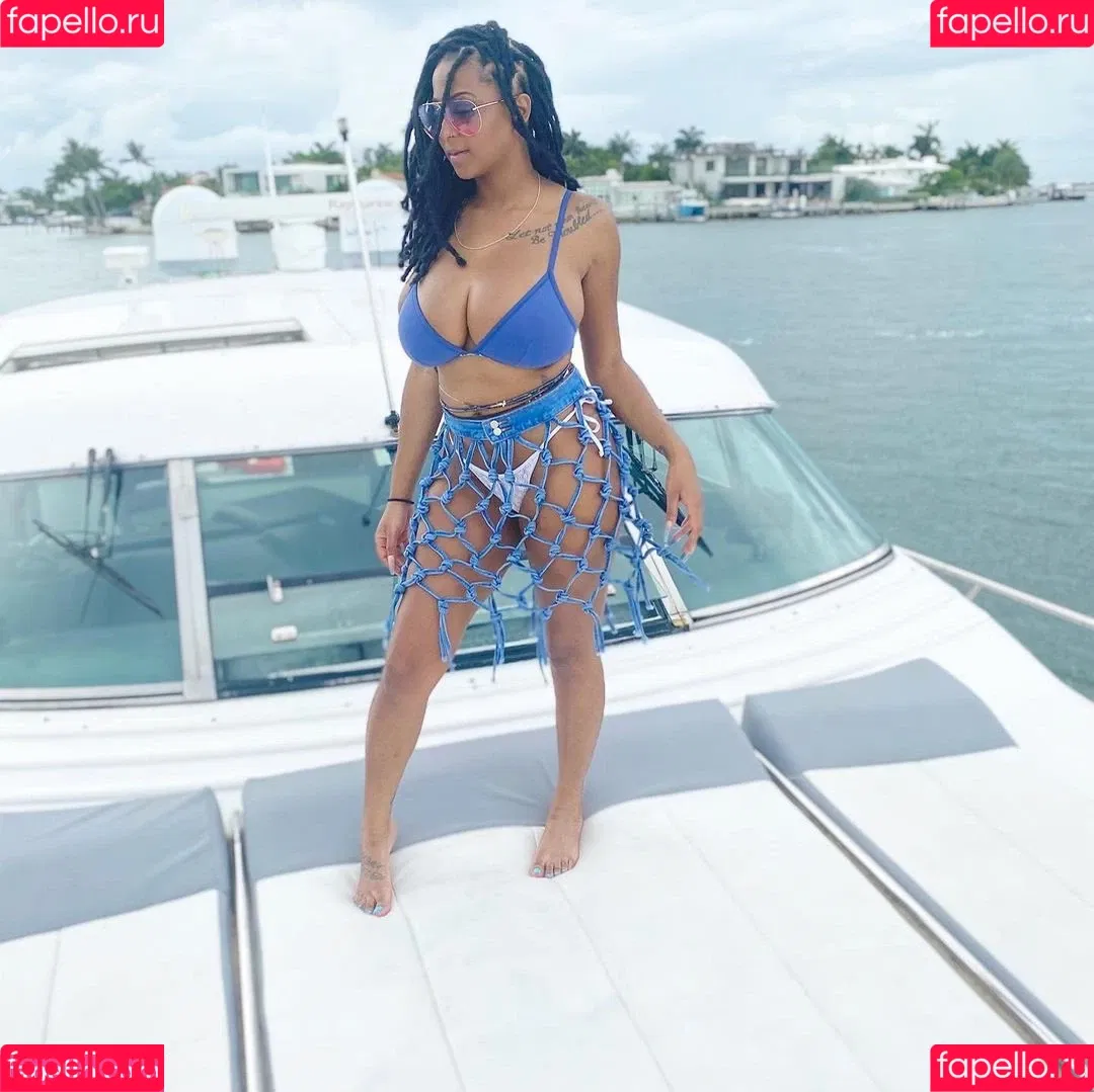 Katarra Mcduffie Onlyfans Photo Gallery 
