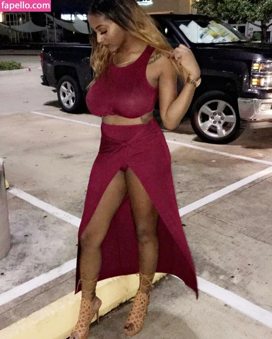 Katarra Mcduffie Onlyfans Photo Gallery 