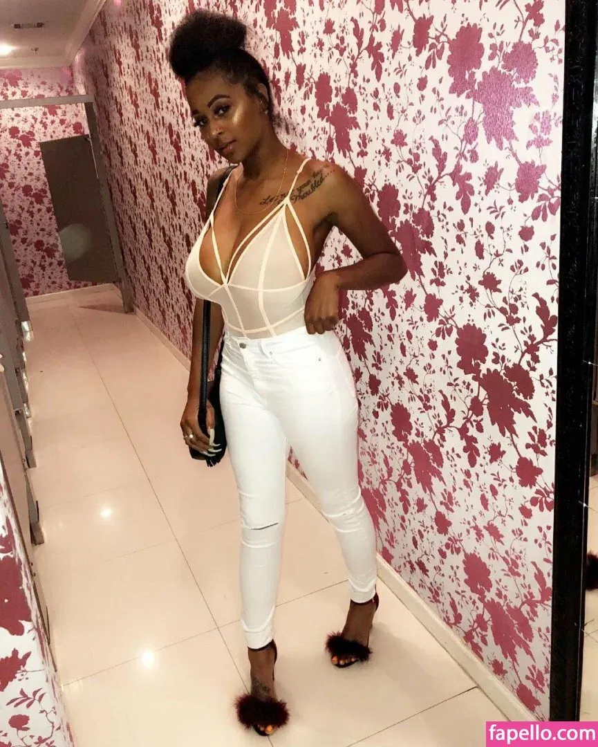 Katarra Mcduffie Onlyfans Photo Gallery 