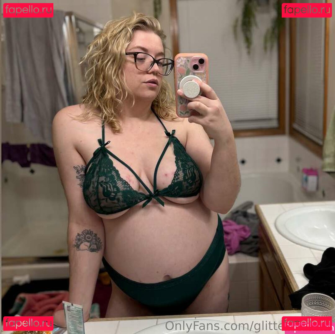 Glittering Leek Nude Onlyfans Photo 7