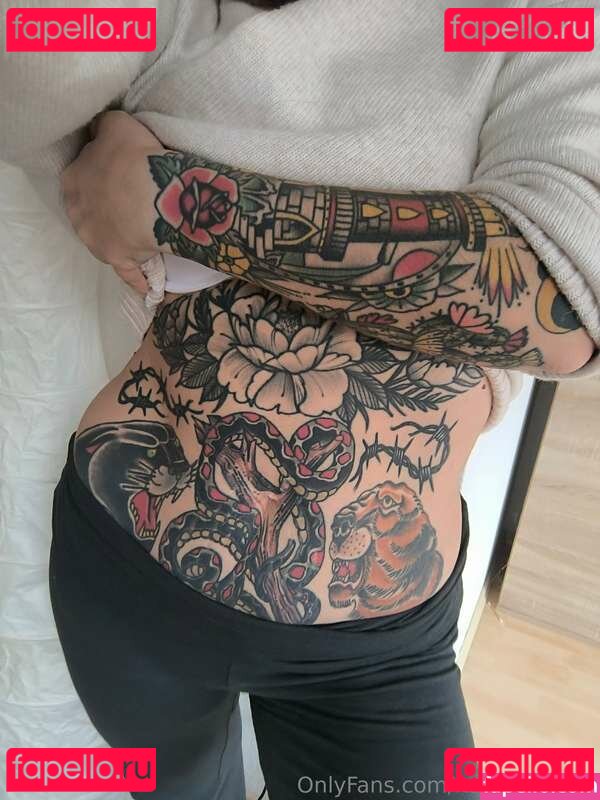 Herrin Paloma Nude Onlyfans Photo 5