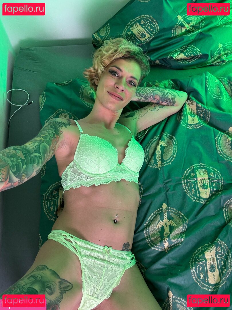 Lisa Luchs Nude Onlyfans Photo 29