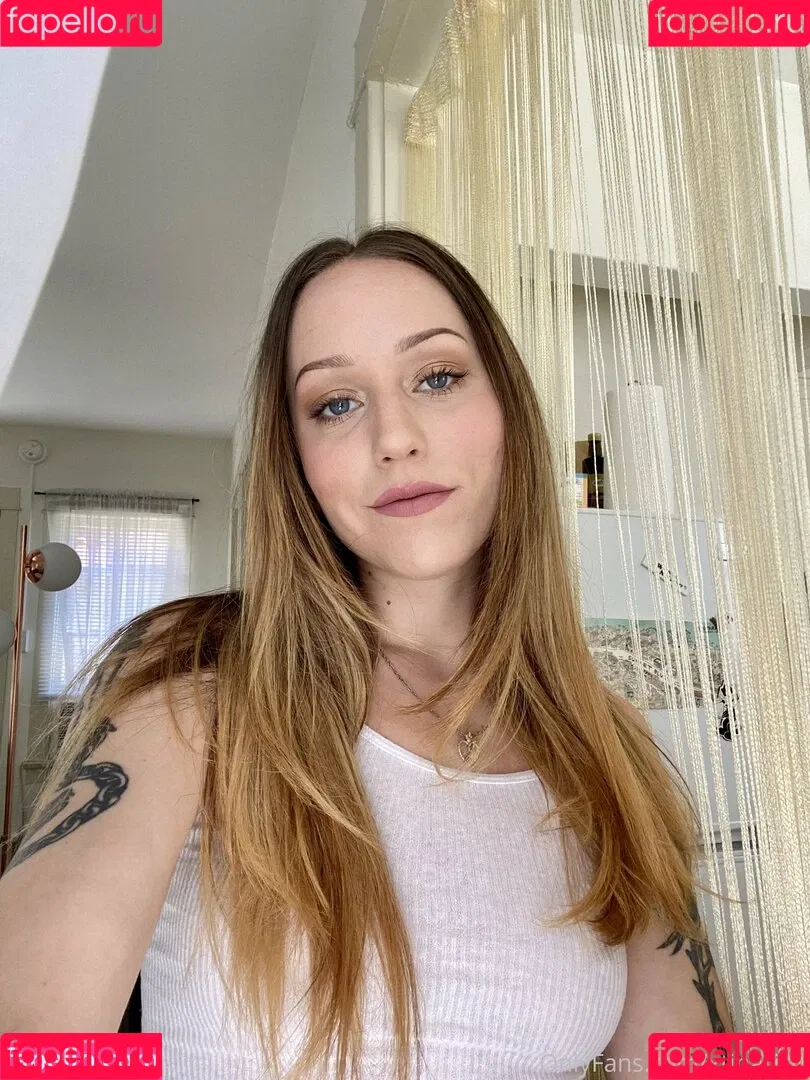 xtinaricci Onlyfans Photo Gallery 