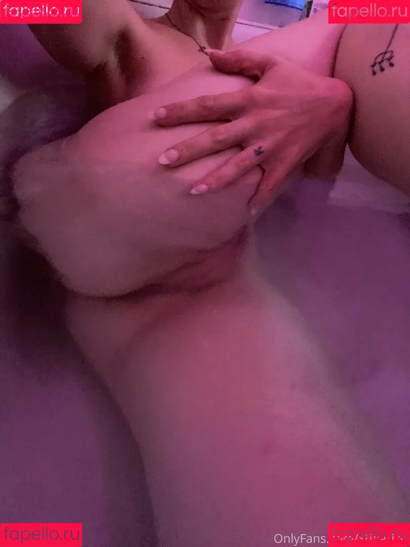 xtinaricci Onlyfans Photo Gallery 