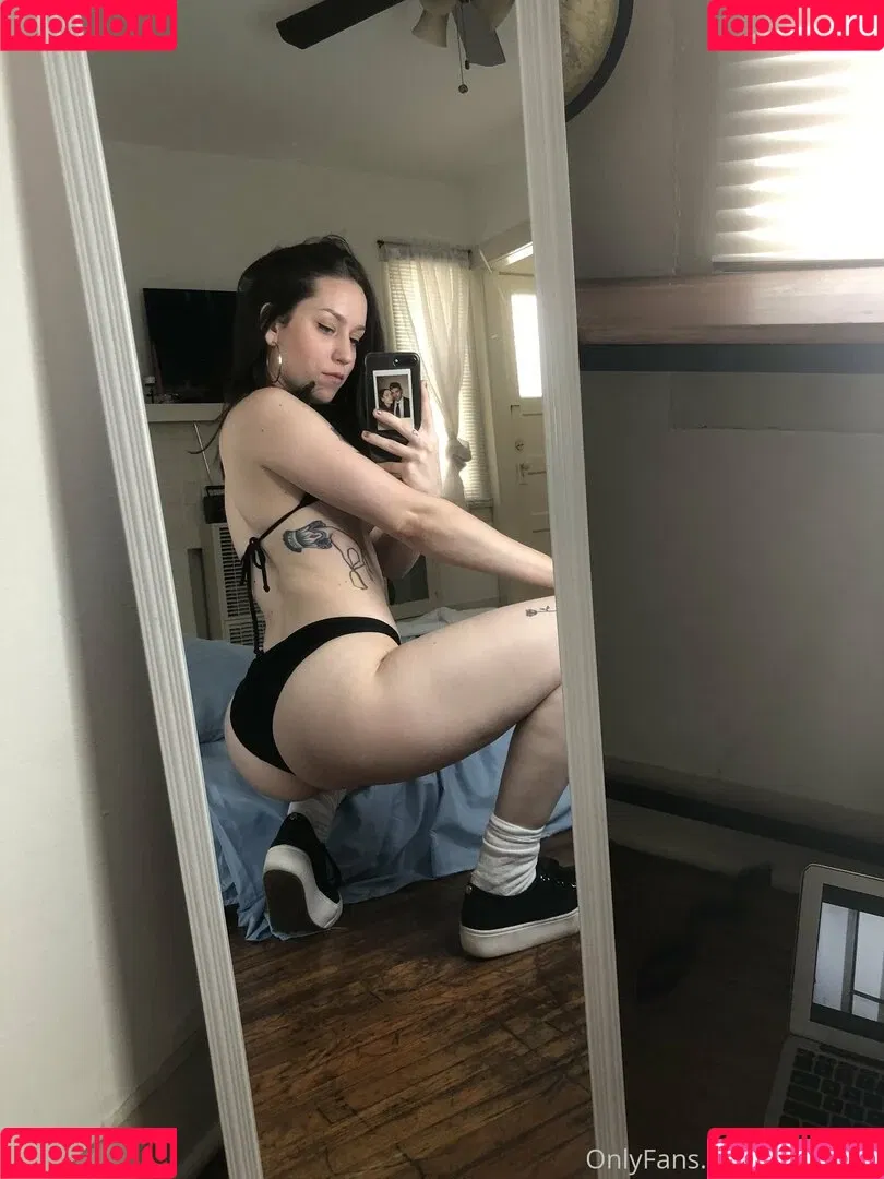 xtinaricci Onlyfans Photo Gallery 
