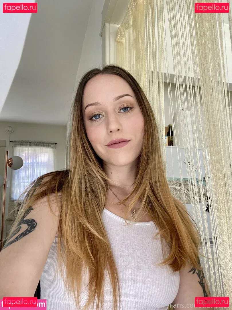 xtinaricci Onlyfans Photo Gallery 