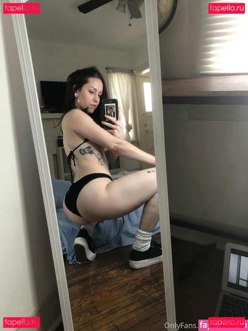 xtinaricci Onlyfans Photo Gallery 