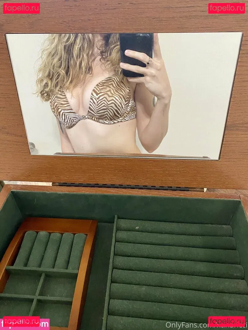 xtinaricci Onlyfans Photo Gallery 