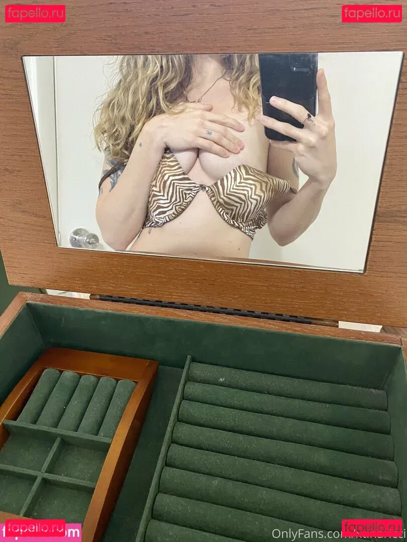 xtinaricci Onlyfans Photo Gallery 