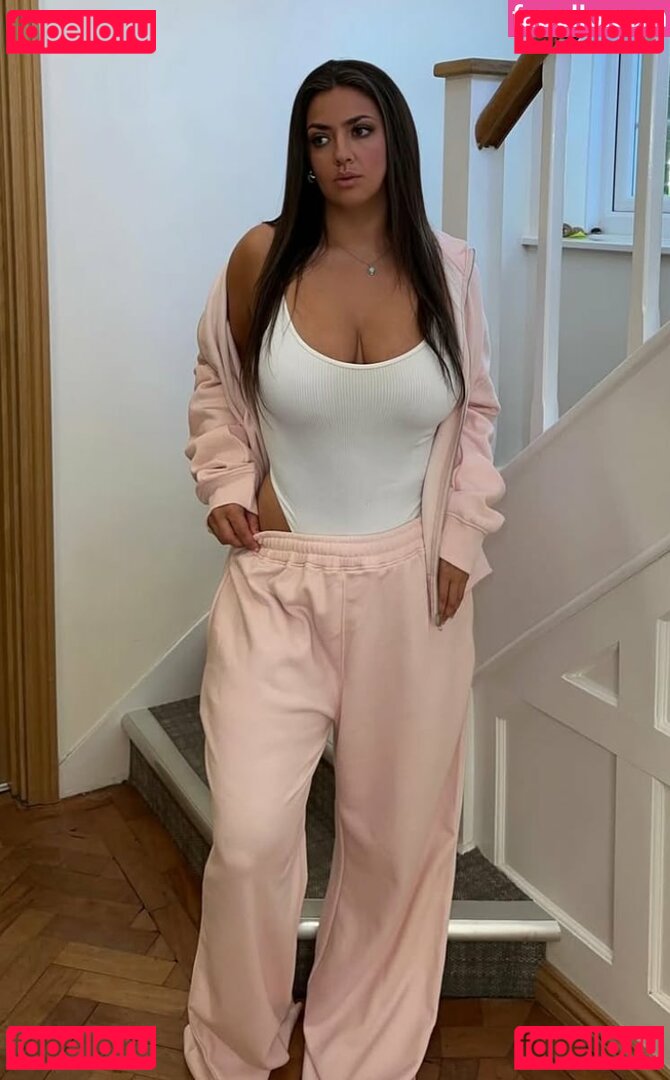 Gemma Kinsley Nude Onlyfans Photo 4