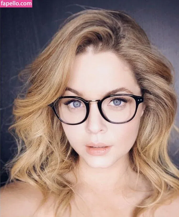 Sasha Pieterse Onlyfans Photo Gallery 