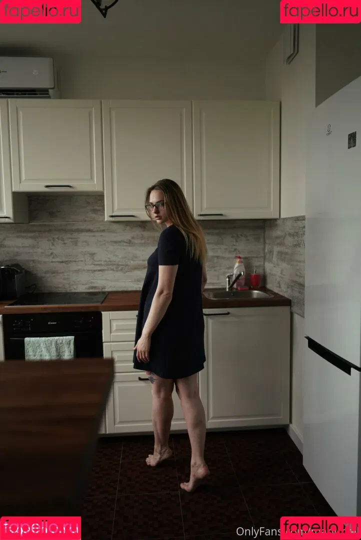 Mary Bell Onlyfans Photo Gallery 