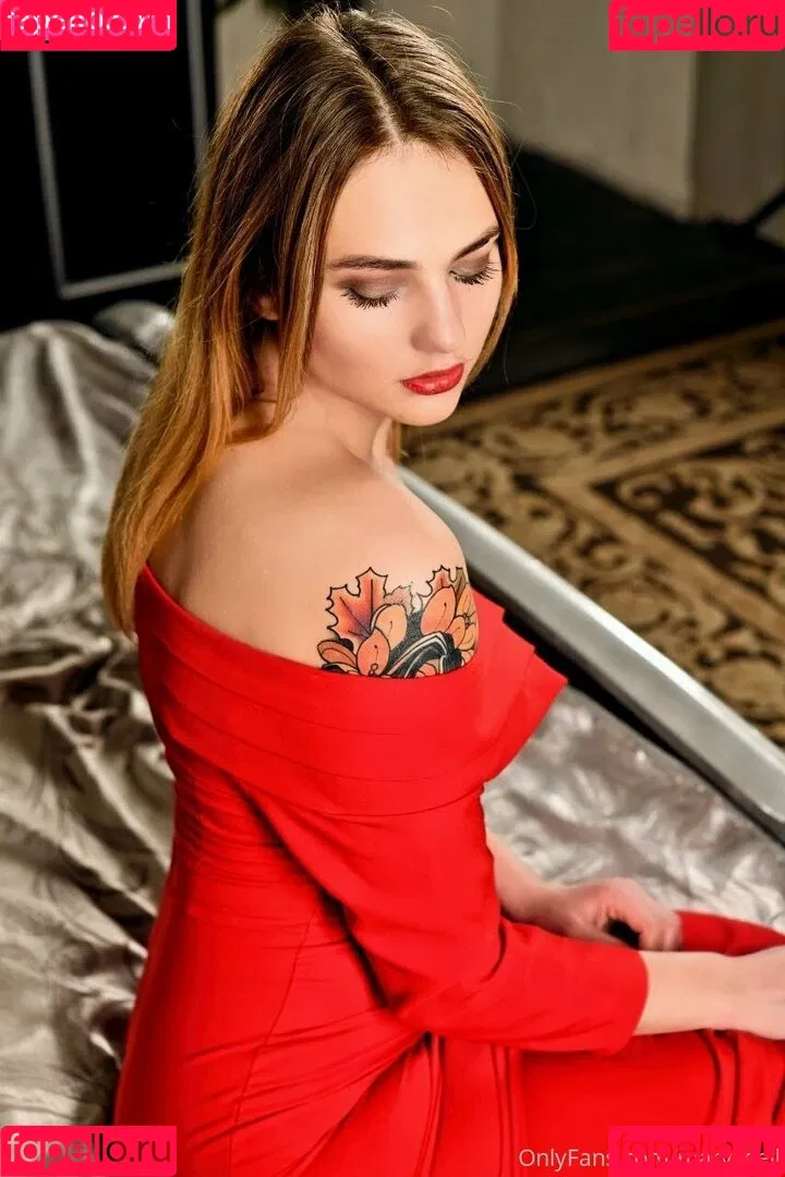 Mary Bell Onlyfans Photo Gallery 