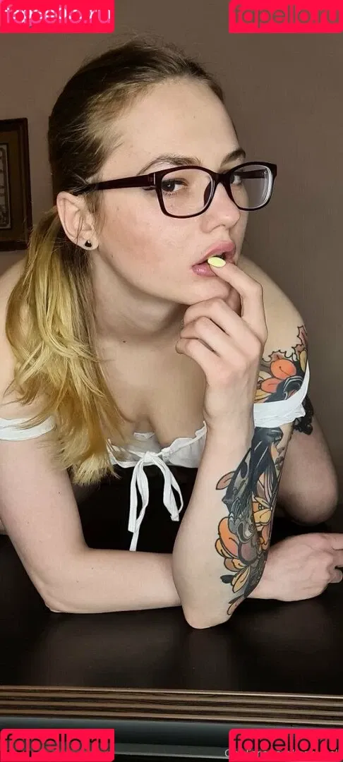 Mary Bell Onlyfans Photo Gallery 
