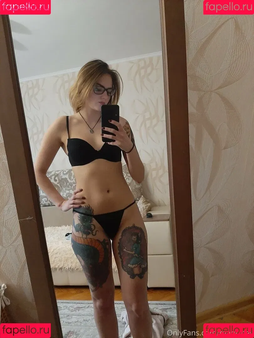 Mary Bell Onlyfans Photo Gallery 