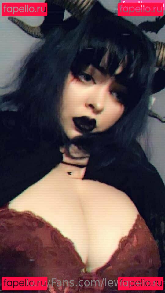 Lewdfiends Nude Onlyfans Photo 19