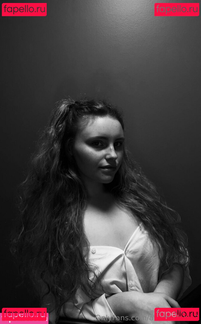 arielxadams2 Nude Onlyfans Photo 4