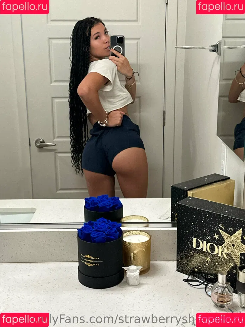 strawberryshorttcake Onlyfans Photo Gallery 