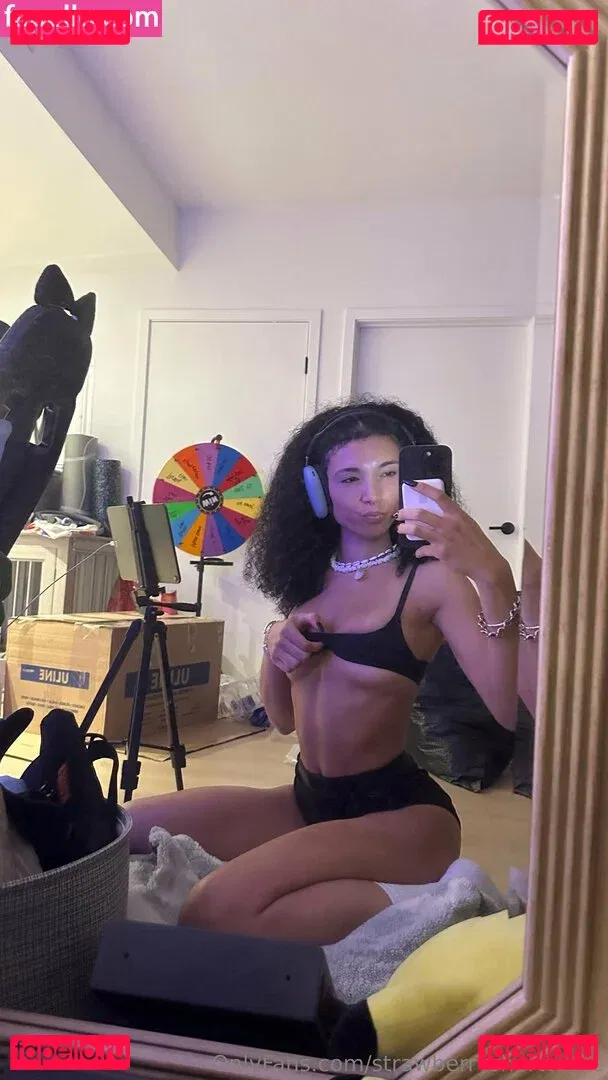 strawberryshorttcake Onlyfans Photo Gallery 