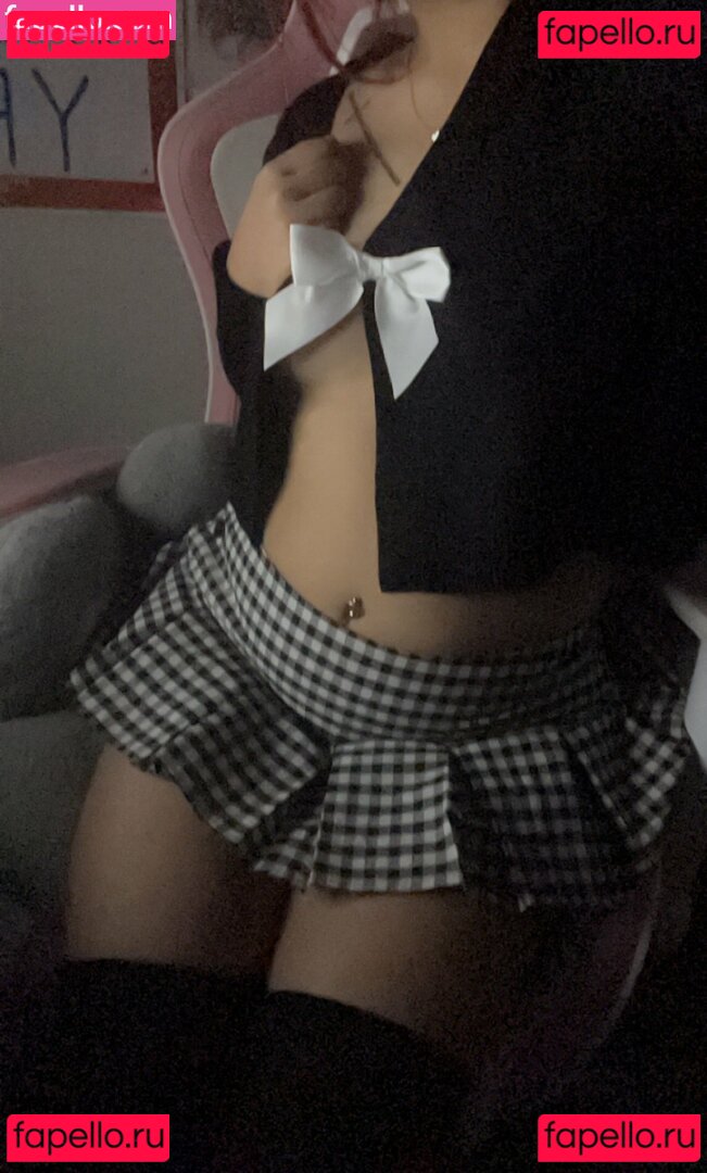 skatelyngames Nude Onlyfans Photo 25