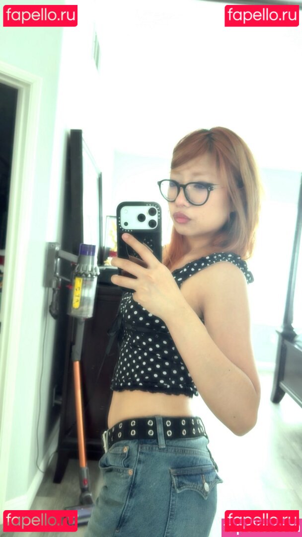 skatelyngames Nude Onlyfans Photo 14