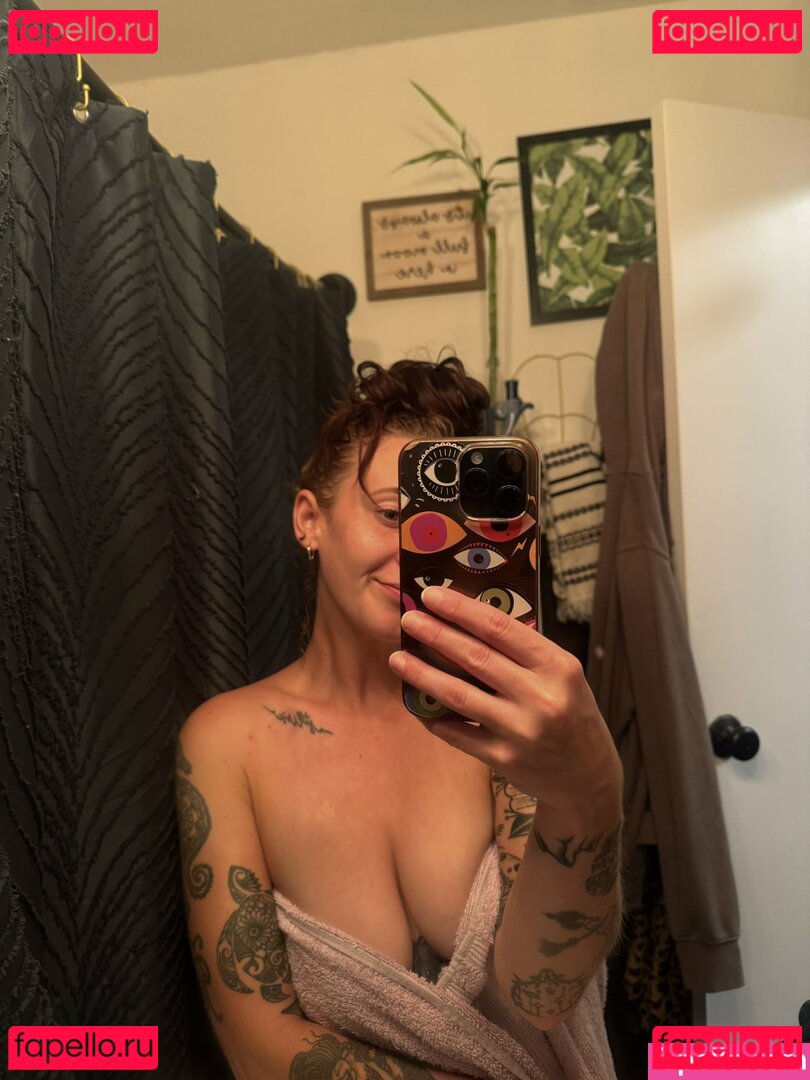 Chelsswellss Nude Onlyfans Photo 46