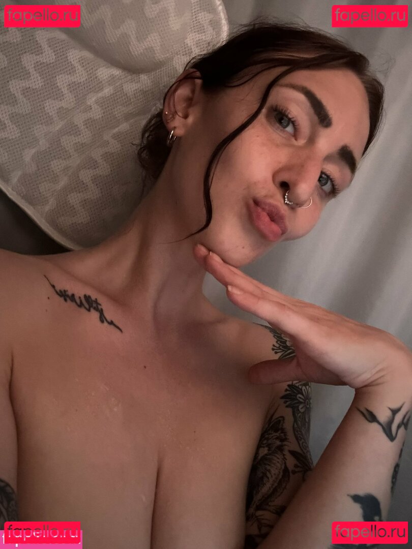 Chelsswellss Nude Onlyfans Photo 40