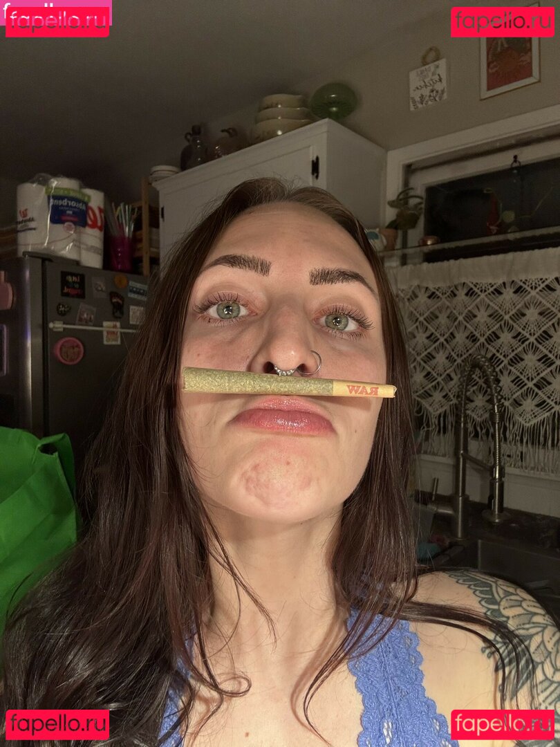 Chelsswellss Nude Onlyfans Photo 15