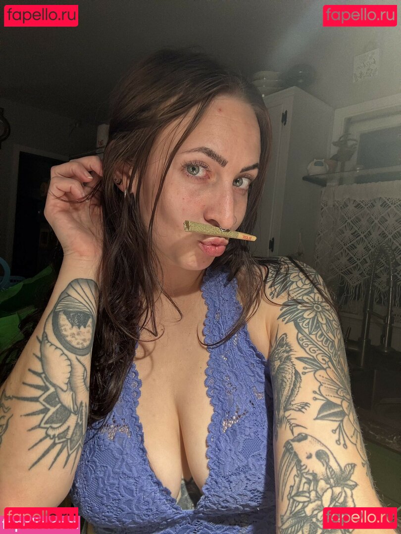 Chelsswellss Nude Onlyfans Photo 16