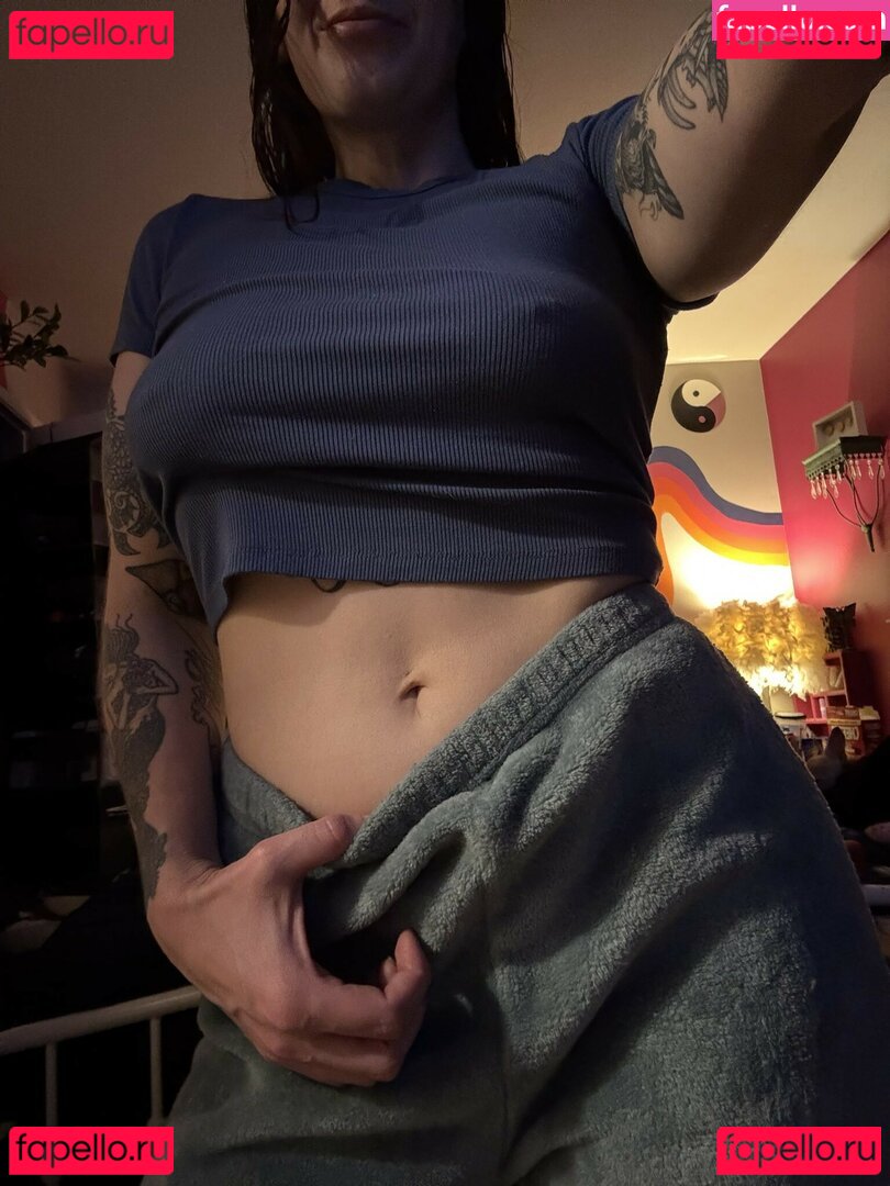 Chelsswellss Nude Onlyfans Photo 11