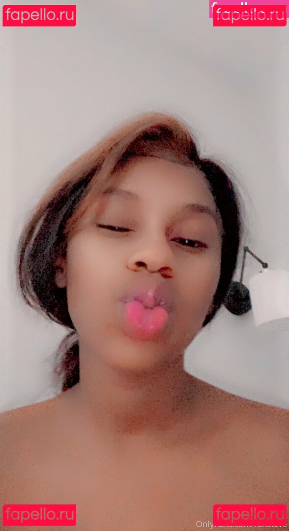 Luxury Eve Nude Onlyfans Photo 37
