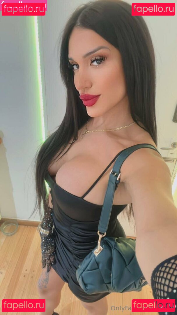 lari.ts Nude Onlyfans Photo 43