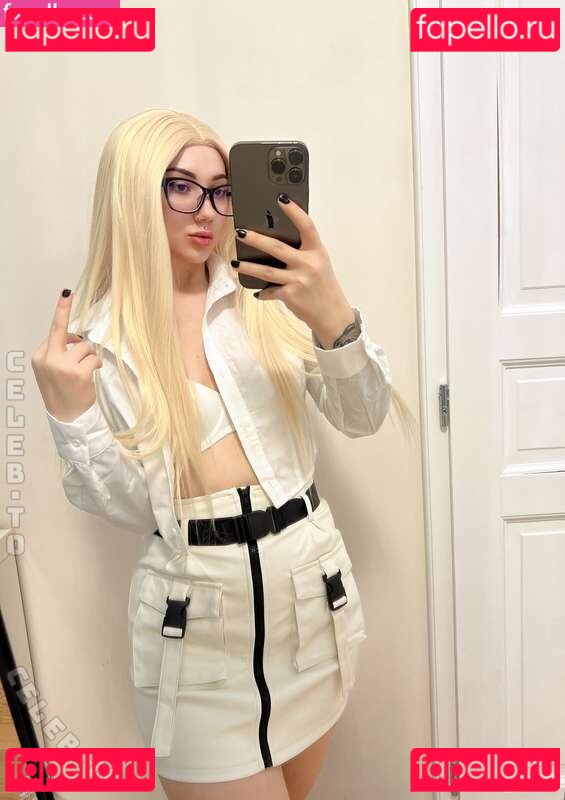 Goddess Zara Nude Onlyfans Photo 25